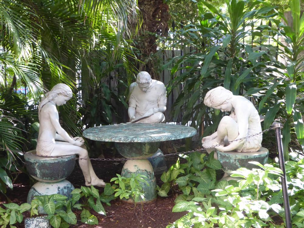 Havana Sculpture in gardens: Havana Sculpture in gardens